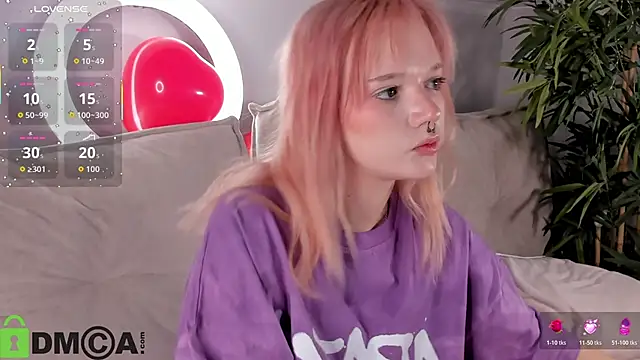 Molly Platt online show from 02.10.26