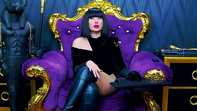 LaraMaeve online show from 02.26.26