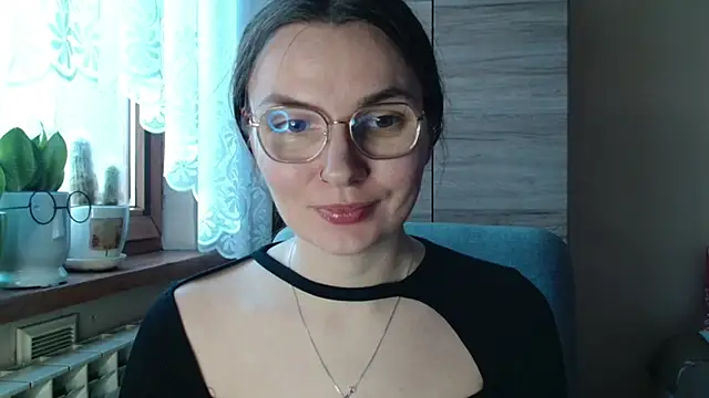 LooveELLYx online show from 01.07.26