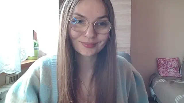 LooveELLYx online show from 04.11.26