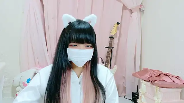 Snapshot of Nyan_love_ch chatting on 09.15.25 Nyan love ch online show from 09.15.25