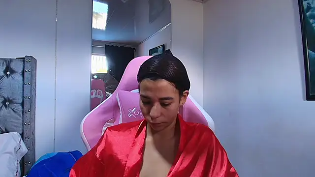 GraceWallace  online show from 11.02.25