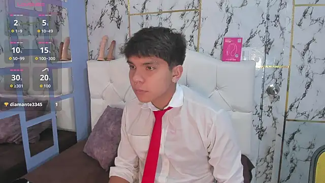 Snapshot of Thiago_Kozak chatting on 04.20.26 Thiago Kozak online show from 04.20.26