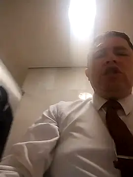 BigCristh79 online show from 11.16.25