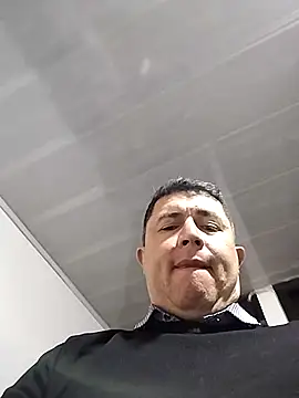 BigCristh79 online show from 04.27.26