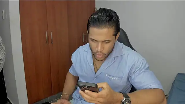 Snapshot of Evansdark1 chatting on 05.02.26 Evansdark1 online show from 05.02.26