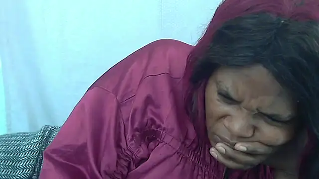 Snapshot of sexythae32 chatting on 09.25.25 sexythae32 online show from 09.25.25