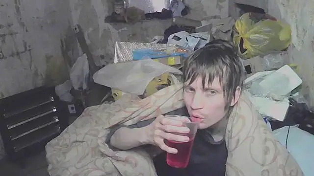 Snapshot of makarov1993 chatting on 04.22.26 makarov1993 online show from 04.22.26