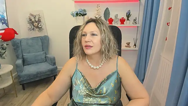NinaStarle online show from 02.05.26
