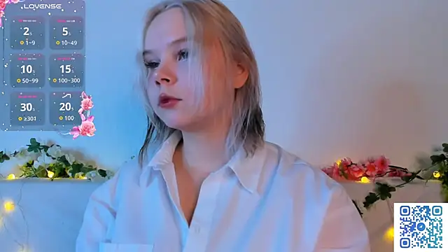 girlllsooft online show from 11.26.25