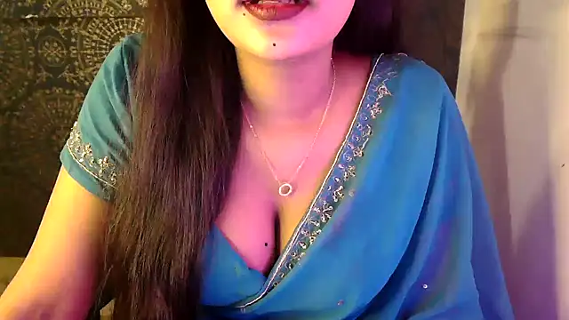 Snapshot of catpussy_ruhi chatting on 10.11.25 catpussy ruhi online show from 10.11.25
