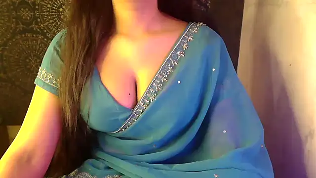 Snapshot of catpussy_ruhi chatting on 10.23.25 catpussy ruhi online show from 10.23.25