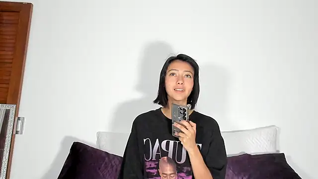 Londonttipton online show from 05.22.26