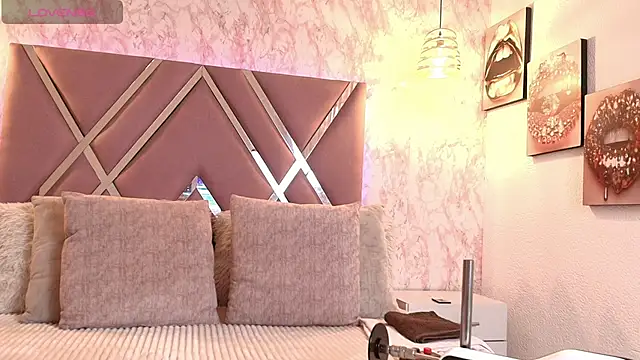 Aliice1  online show from 09.12.25