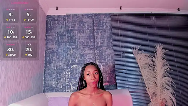 Snapshot of NathalyLeen chatting on 10.11.25 NathalyLeen online show from 10.11.25