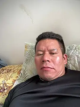 Manu0586 online show from 06.25.26
