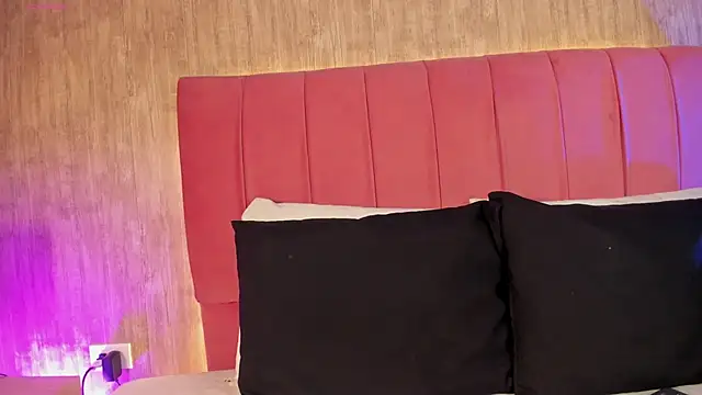 Kendra kobein online show from 03.12.26