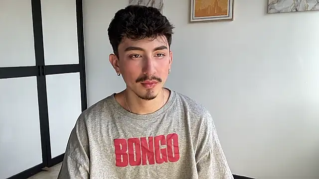 sweettaaron01 online show from 02.27.26