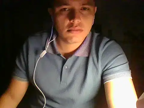 Snapshot of Haustin202 chatting on 10.26.25 Haustin202 online show from 10.26.25