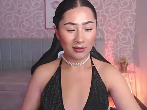 evelyn ch  online show from 09.23.25