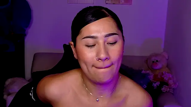 evelyn ch  online show from 02.13.26