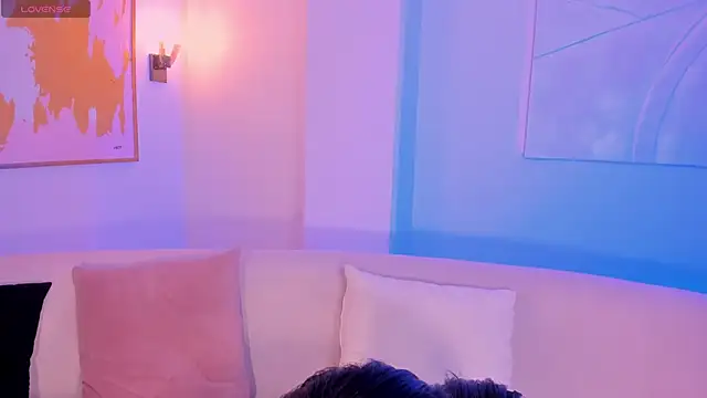 IsabellaMoreau online show from 09.25.25