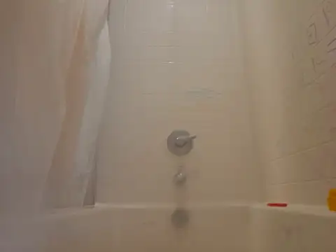 Snapshot of longblacklong chatting on 10.19.25 longblacklong online show from 10.19.25