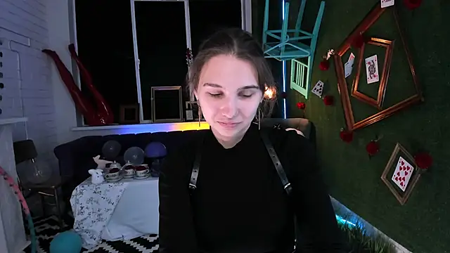 TessaMill online show from 09.26.25