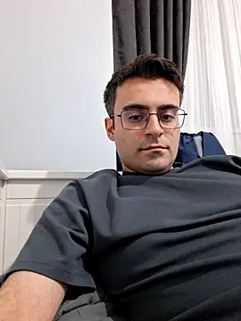 Snapshot of Obstacless chatting on 02.22.26 Obstacless online show from 02.22.26