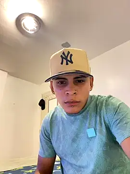 Snapshot of david_omr chatting on 09.23.25 david omr online show from 09.23.25