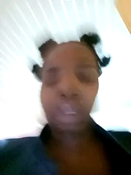 ShySexyBaddiexx online show from 02.22.26