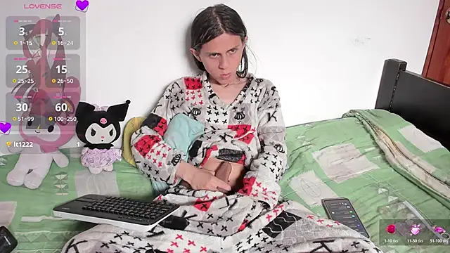 Petite-Goth online show from 05.13.26