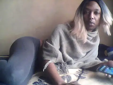 Snapshot of Blackyfreackygay chatting on 06.19.26 Blackyfreackygay online show from 06.19.26