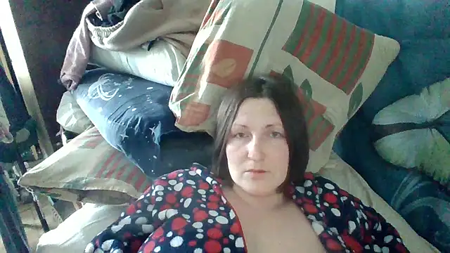 Snapshot of AllaSowinskaya chatting on 02.10.26 AllaSowinskaya online show from 02.10.26