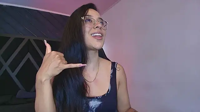 zoe martins  online show from 04.09.26