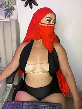 Aisha Malek online show from 04.07.26