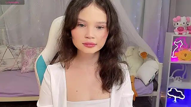 EmilyChaves online show from 01.12.26