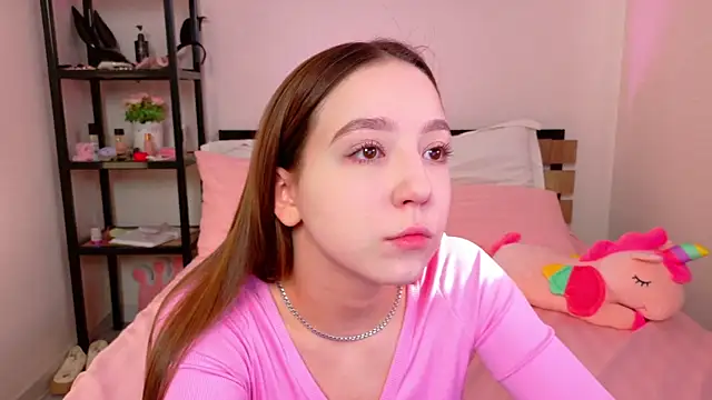 Snapshot of daddy_digger chatting on 09.18.25 daddy digger online show from 09.18.25