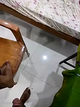 Snapshot of s_____e____x____1233 chatting on 09.21.25 s e x 1233 online show from 09.21.25