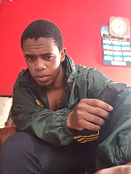 Snapshot of Bedroom_Gangster007 chatting on 11.21.25 Bedroom Gangster007 online show from 11.21.25