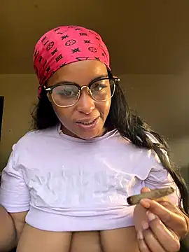 yummy0322 online show from 10.30.25