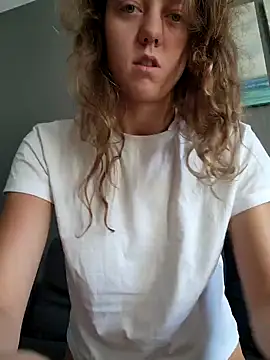 Eveline Beauty Kitty online show from 10.08.25