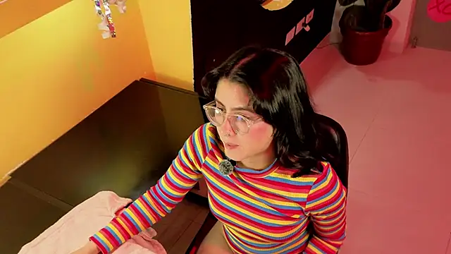 LiLLiAnderson online show from 02.17.26