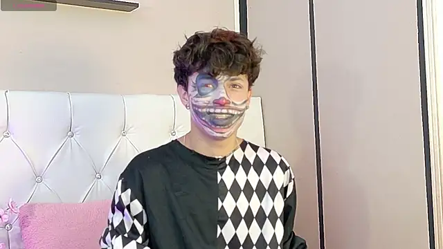 Axel  Evans online show from 10.30.25