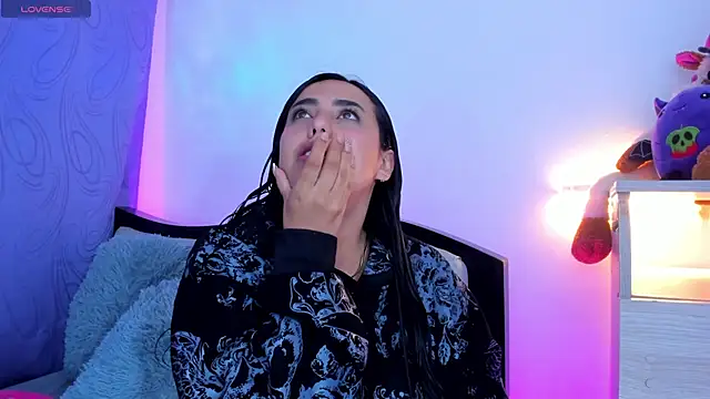 my aleja  online show from 03.28.26