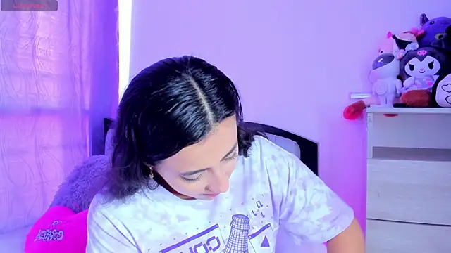 my aleja  online show from 04.16.26