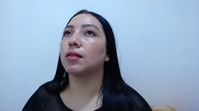 Snapshot of carolina_zabala_19 chatting on 05.14.26 carolina zabala 19 online show from 05.14.26