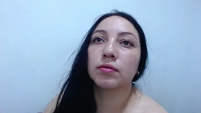 Snapshot of carolina_zabala_19 chatting on 06.14.26 carolina zabala 19 online show from 06.14.26