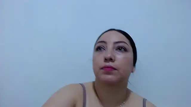 Snapshot of carolina_zabala_19 chatting on 07.12.26 carolina zabala 19 online show from 07.12.26