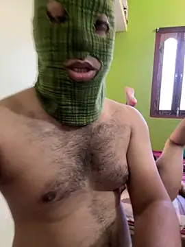 Snapshot of SwatiCam chatting on 09.20.25 SwatiCam online show from 09.20.25